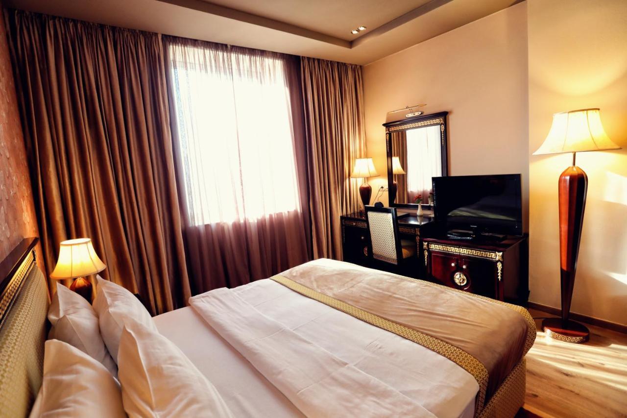 Grand Hotel Europa Шкодер Экстерьер фото