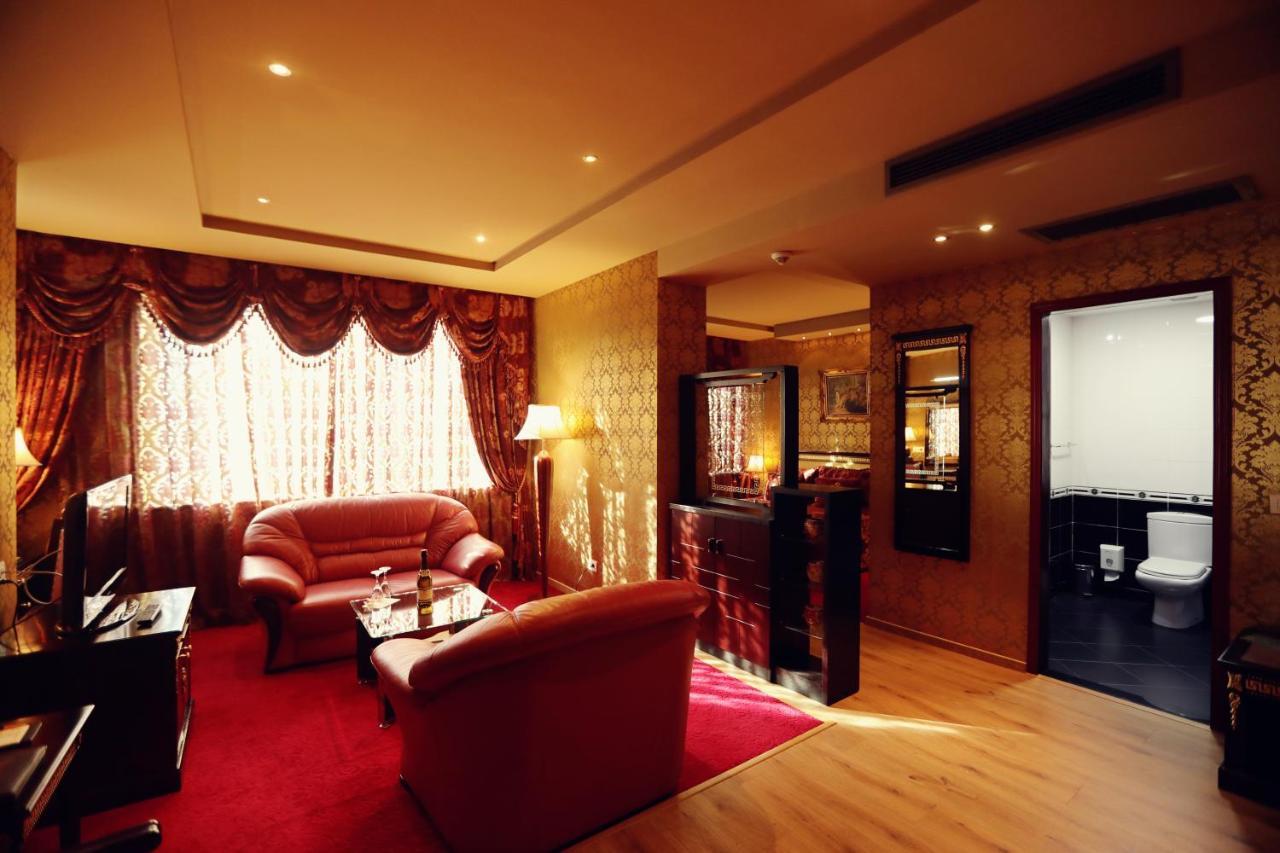 Grand Hotel Europa Шкодер Экстерьер фото